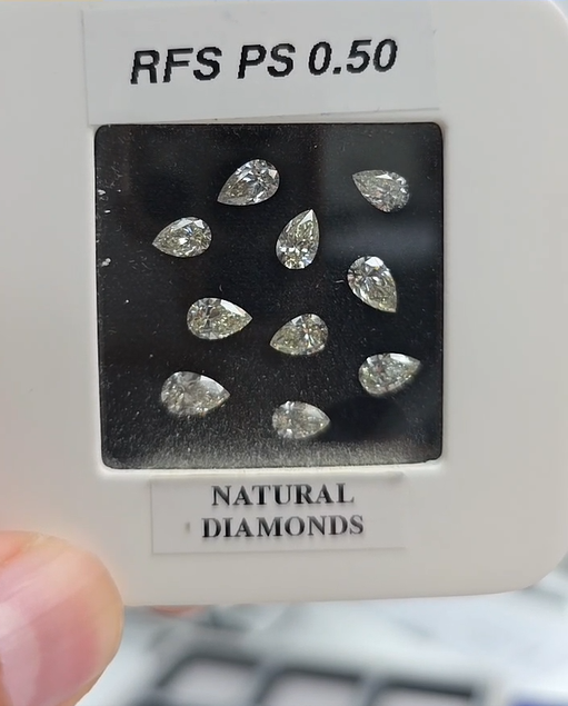 Pear Cut Loose Stone