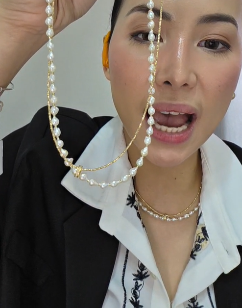 Two Layer Alternating Akoya Dia Cut Necklace