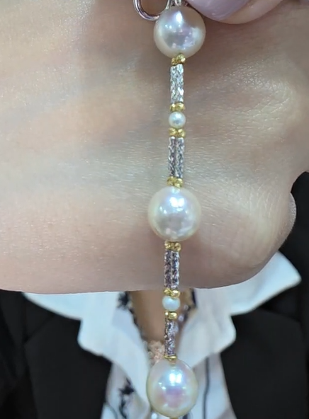 Two Tone Stationary Akoya Pearl Dia Cut Bracelet