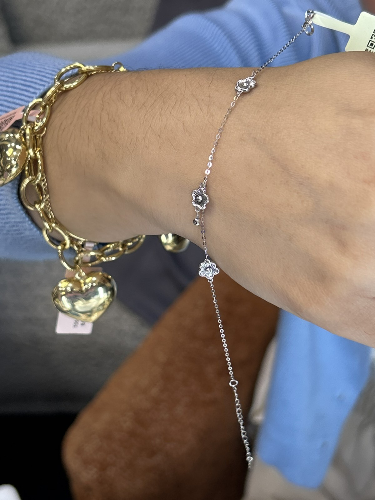 Clover Guilloche Stationary Bracelet
