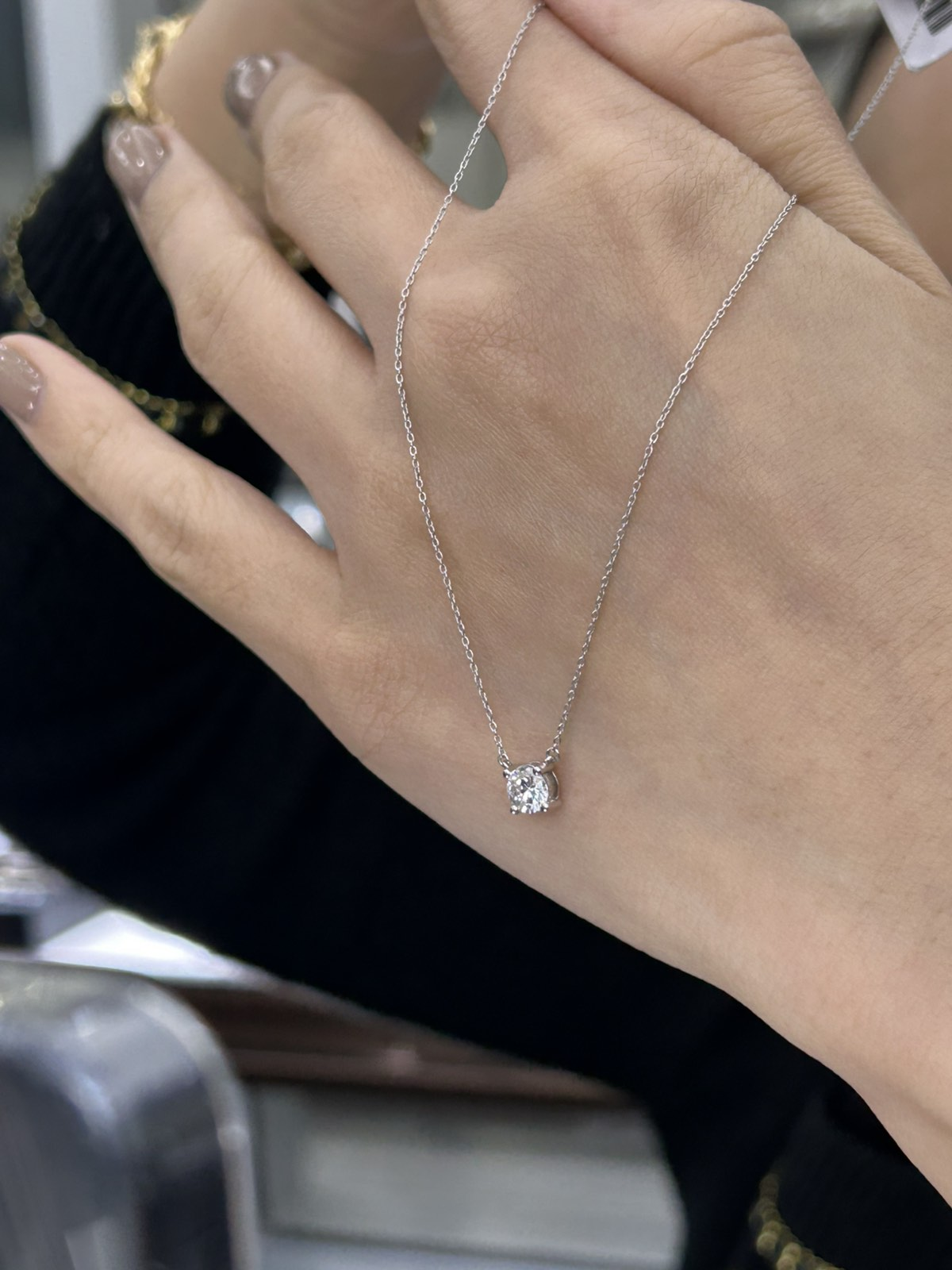 Centered Solitaire Dia Necklace