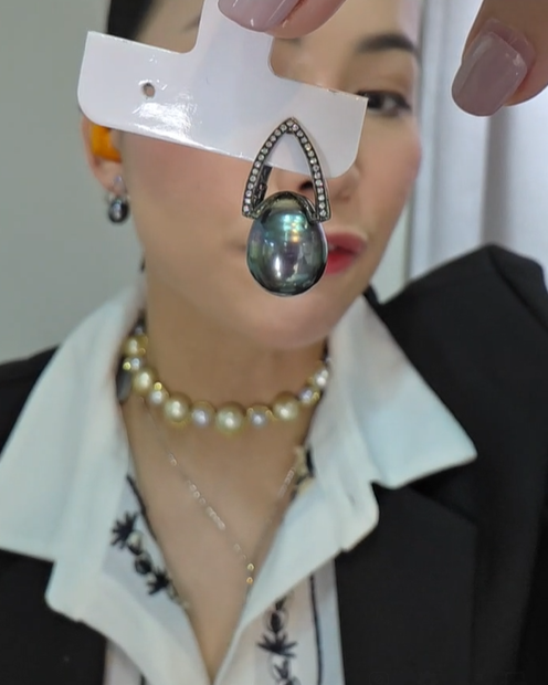 Tahiti Pearl Dia Dangling Earring
