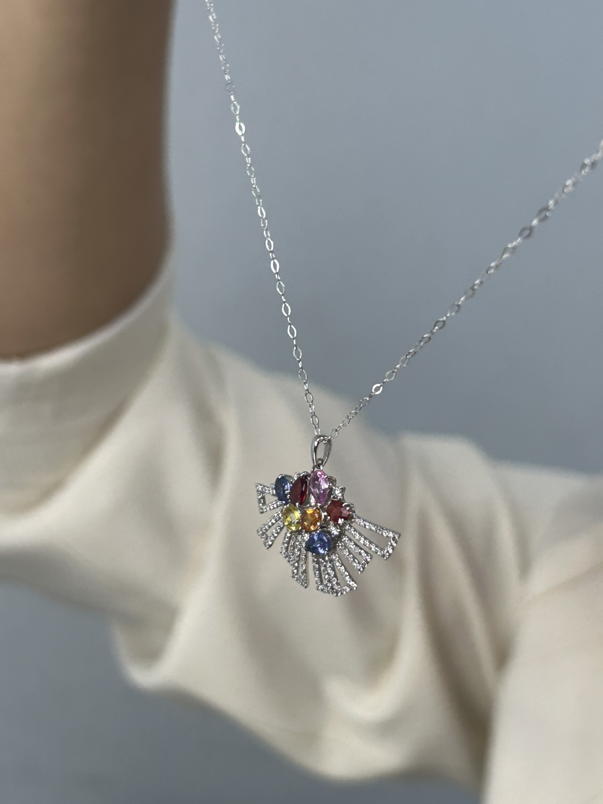 Clustered Multi Sapphire Fan Dia Necklace
