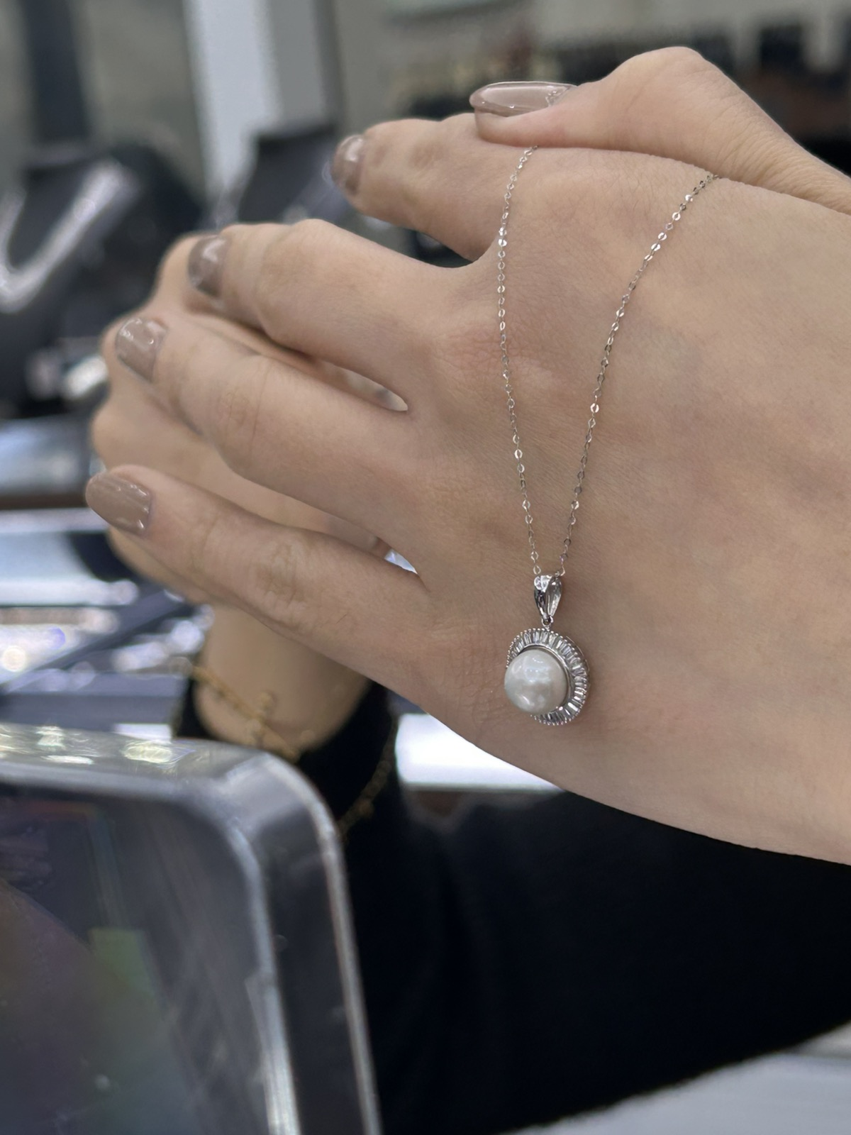 Baguette Dia Pearl Necklace