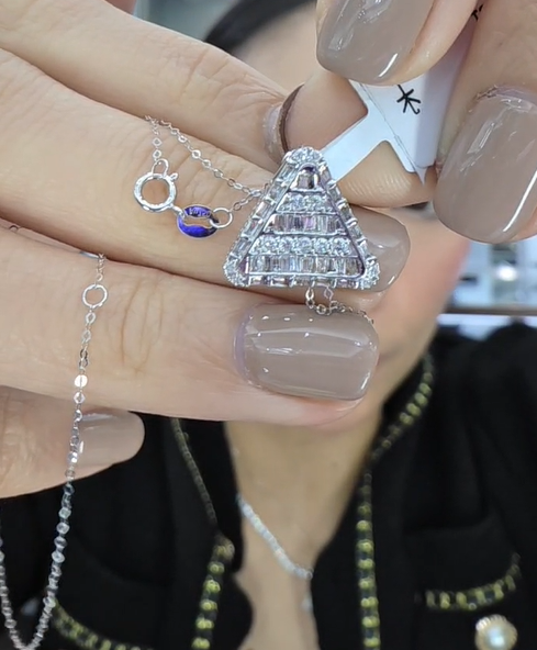 Triangle Baguette Dia Necklace