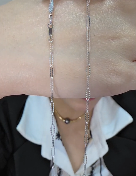Textured Paperclip Dia Cut Necklace