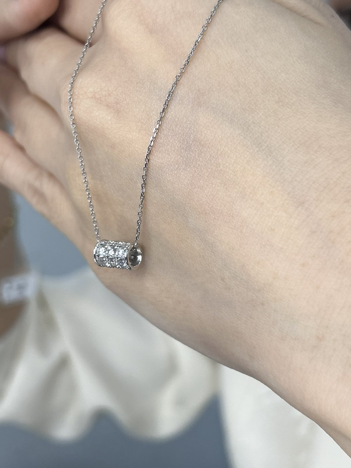 Removable Barrel Pave Dia Necklace