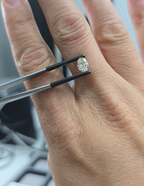 Oval Cut Loose Stones
