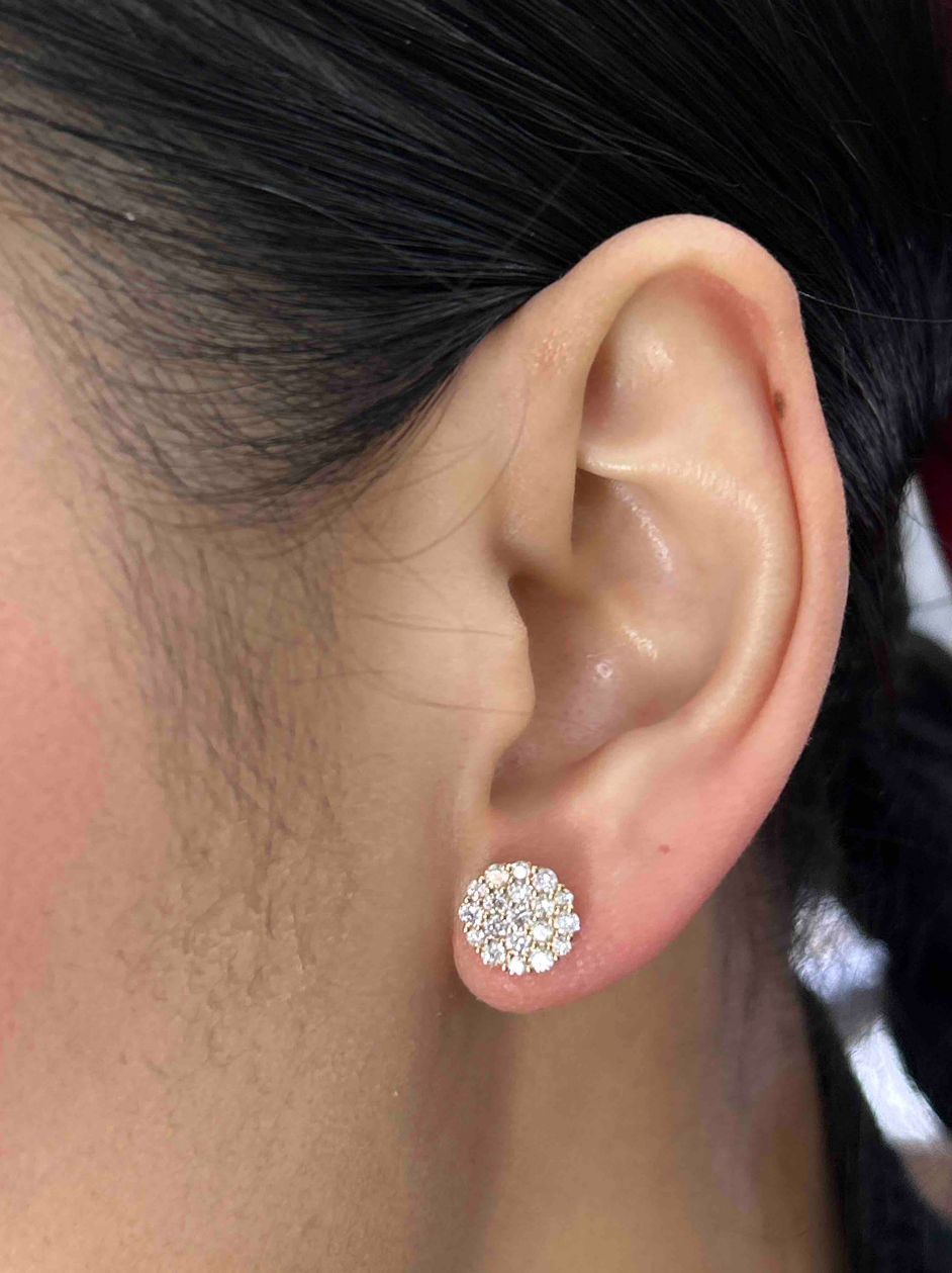 Round Illusion Dia Stud Earrings w/ Gold Lock