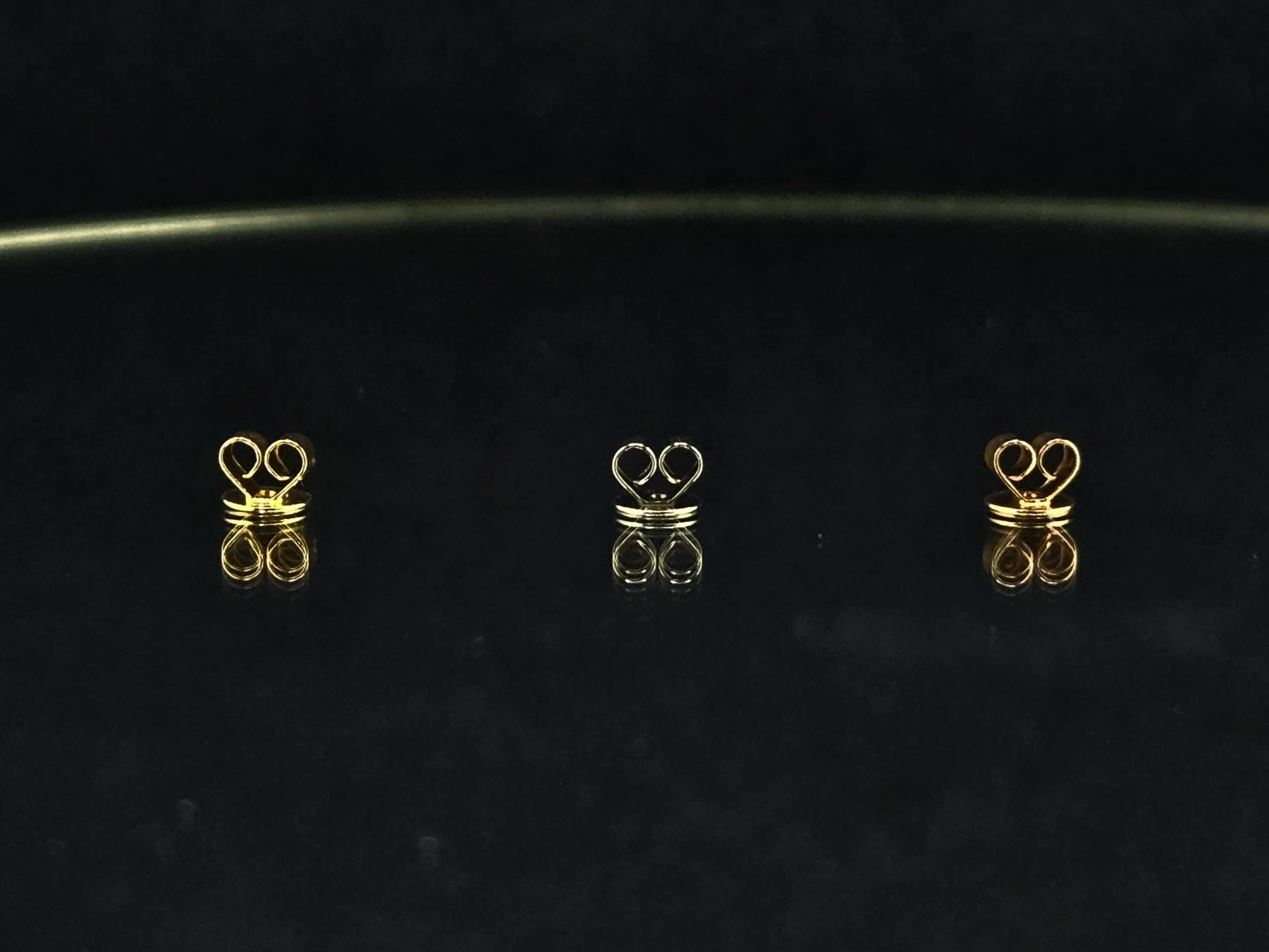 Gold Pakaw