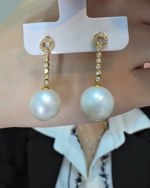 SSP White Dia Dangling Earrings